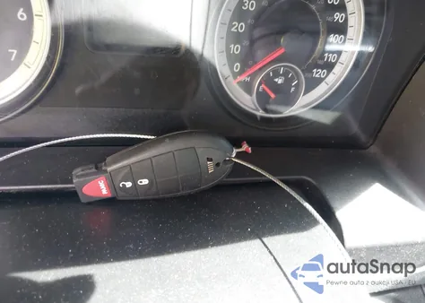 2014 Ram 1500 Tradesman из США, поврежденный, VIN 1C6RR6FG2ES101001